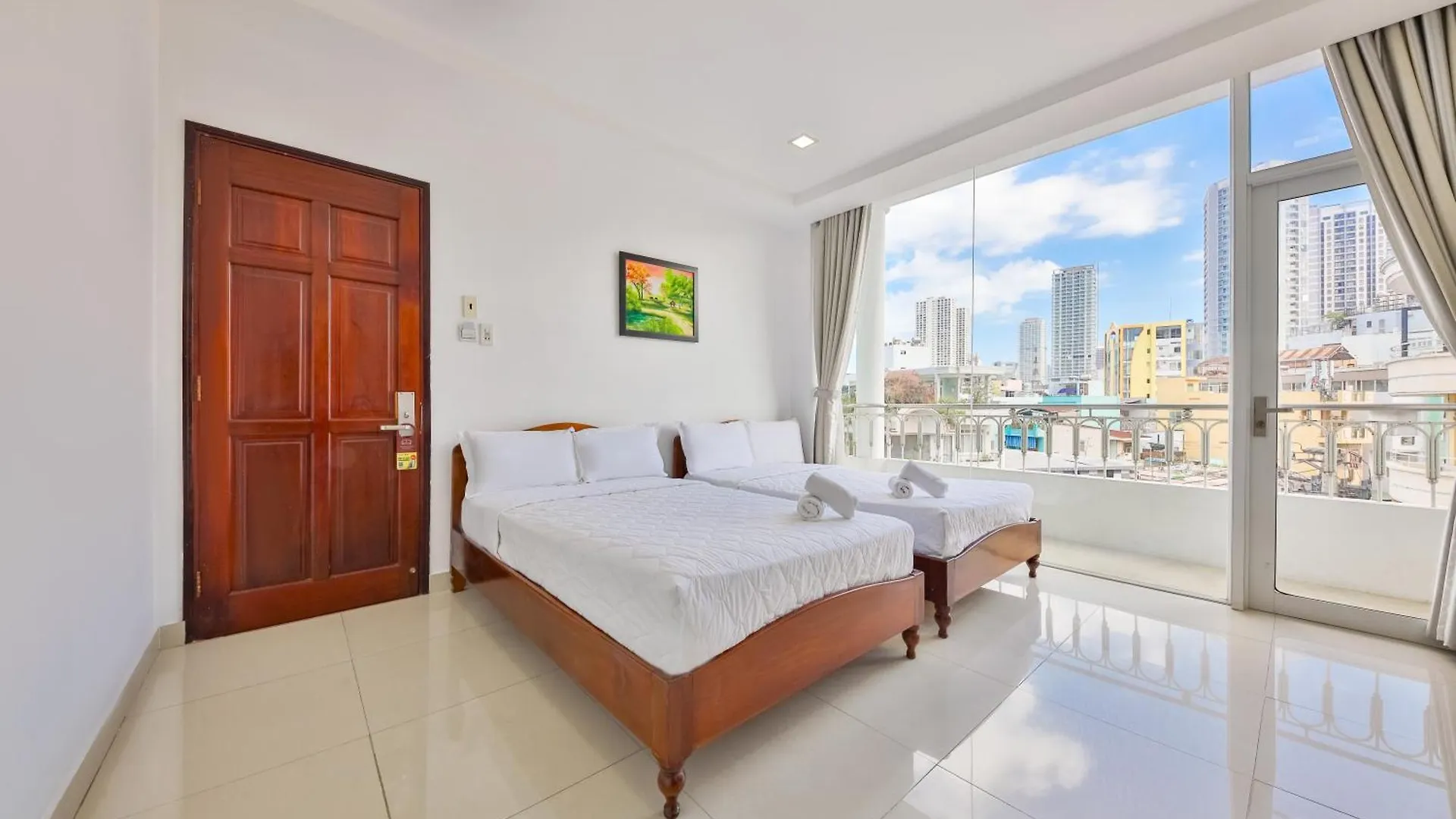 Mangolia Hotel Nha Trang 2*,  Vietname