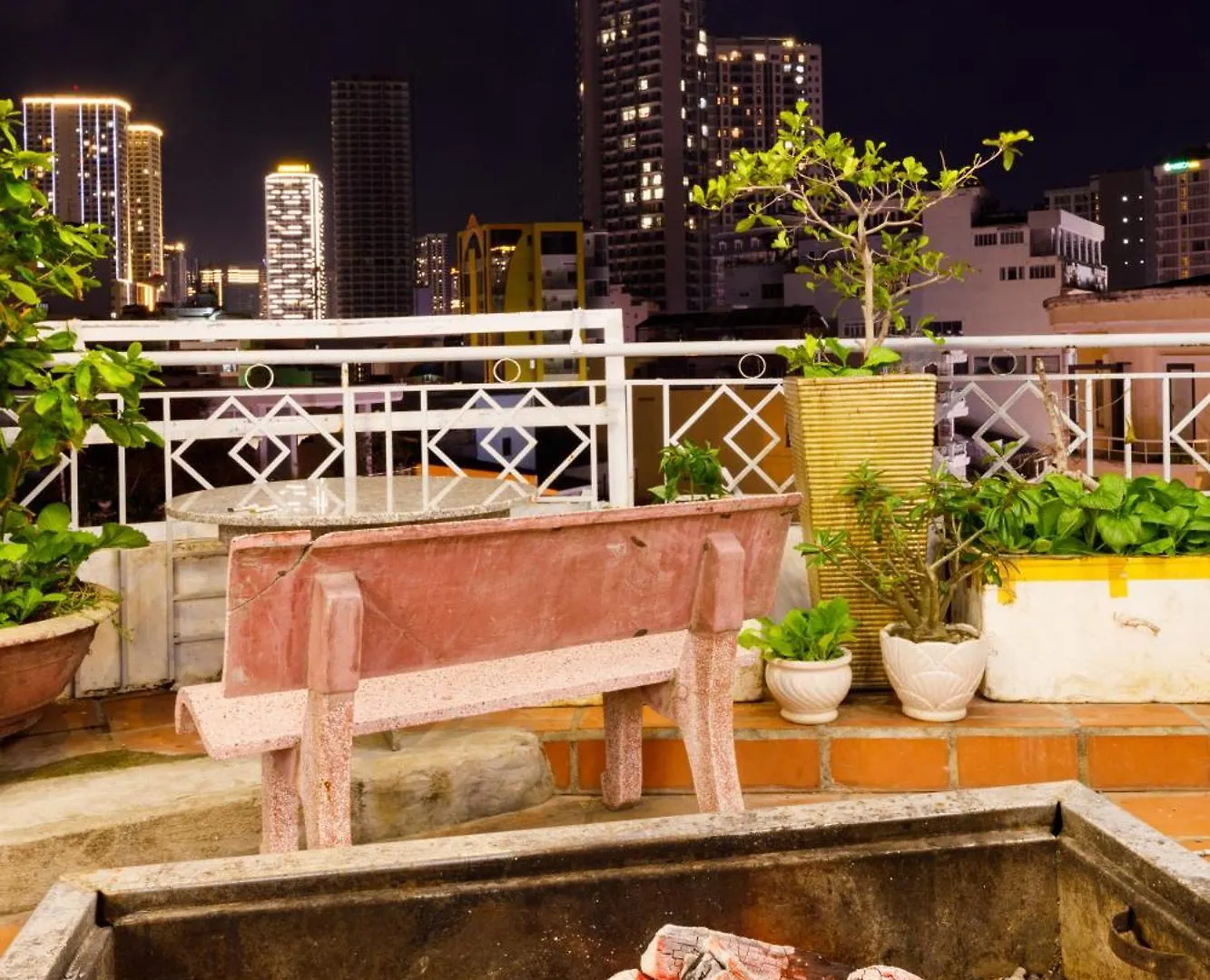 Mangolia Hotel Nha Trang 2*,