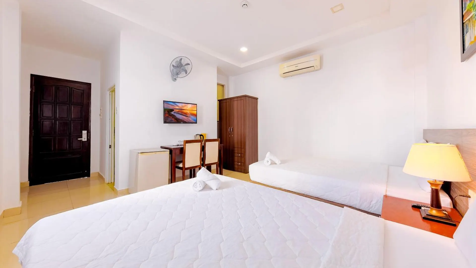 **  Mangolia Hotel Nha Trang Vietname