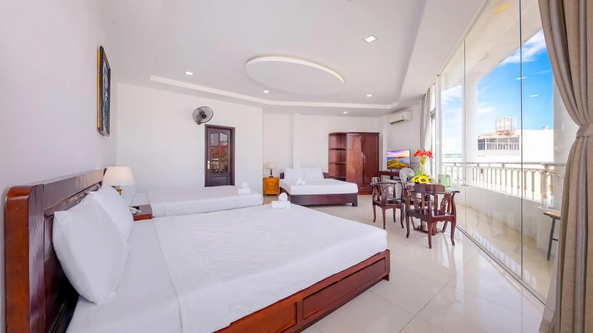 Mangolia Hotel Nha Trang 2*,